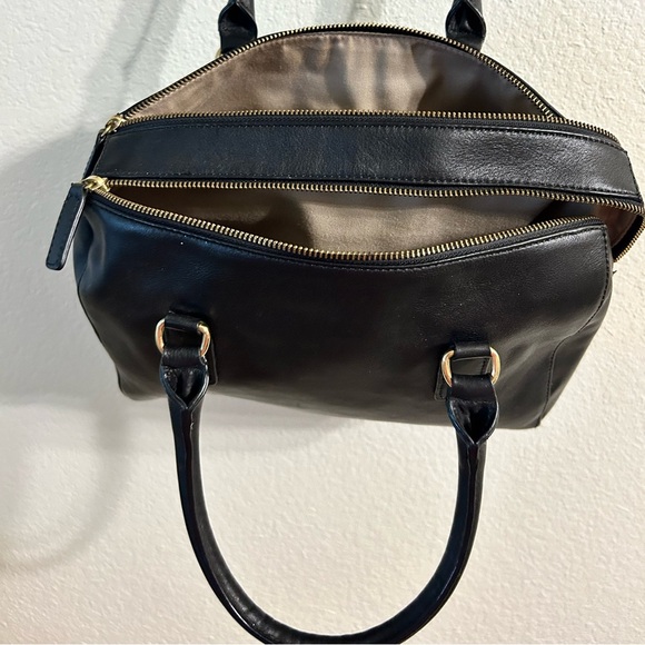 Black handbag - Picture 2 of 4